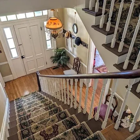 Downtown Historic Home, Easy Walk From State Street Bristol Exterior photo