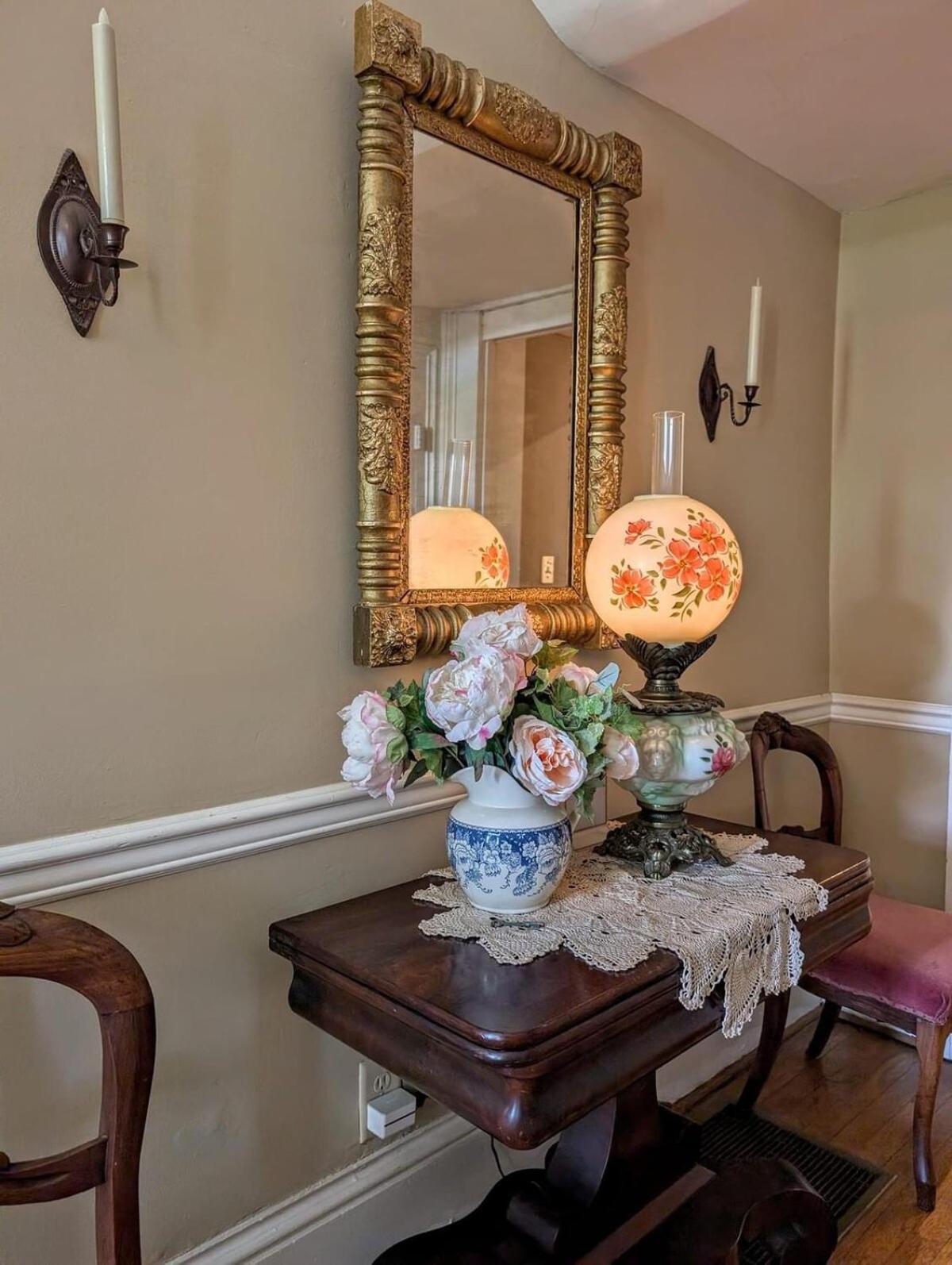Holiday home Downtown Historic Home, Easy Walk From State Street Bristol