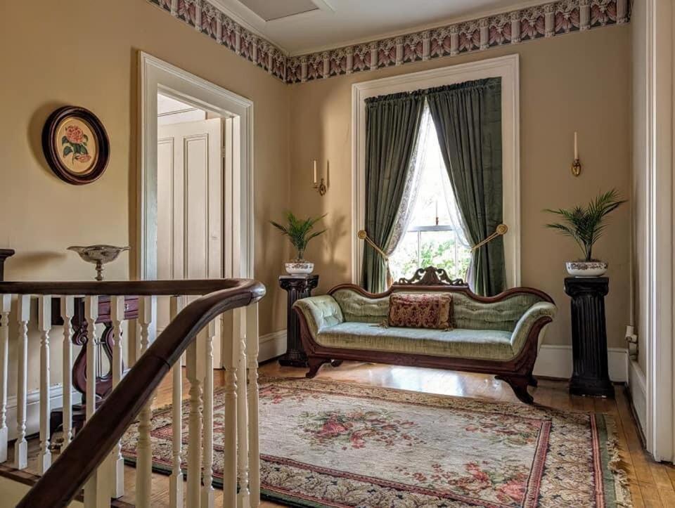 Downtown Historic Home, Easy Walk From State Street *